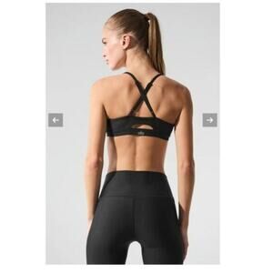 Alo Yoga Airlift Intrigue Bra Size: S
